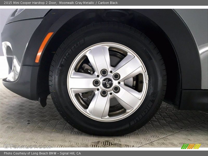 Moonwalk Gray Metallic / Carbon Black 2015 Mini Cooper Hardtop 2 Door