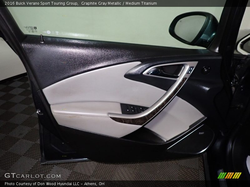Graphite Gray Metallic / Medium Titanium 2016 Buick Verano Sport Touring Group