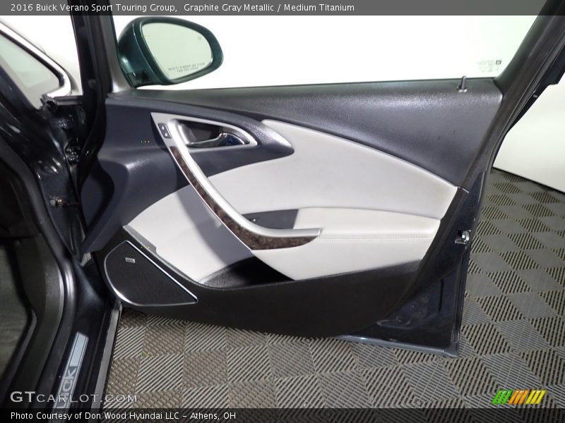 Door Panel of 2016 Verano Sport Touring Group