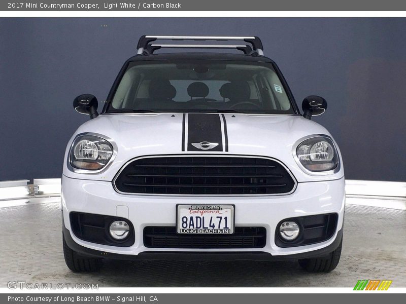 Light White / Carbon Black 2017 Mini Countryman Cooper