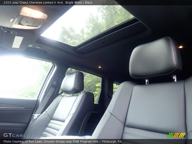 Bright White / Black 2020 Jeep Grand Cherokee Limited X 4x4