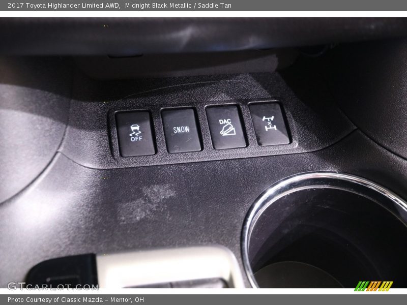 Midnight Black Metallic / Saddle Tan 2017 Toyota Highlander Limited AWD