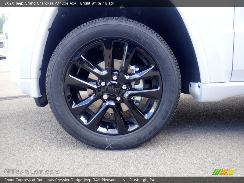 Bright White / Black 2020 Jeep Grand Cherokee Altitude 4x4