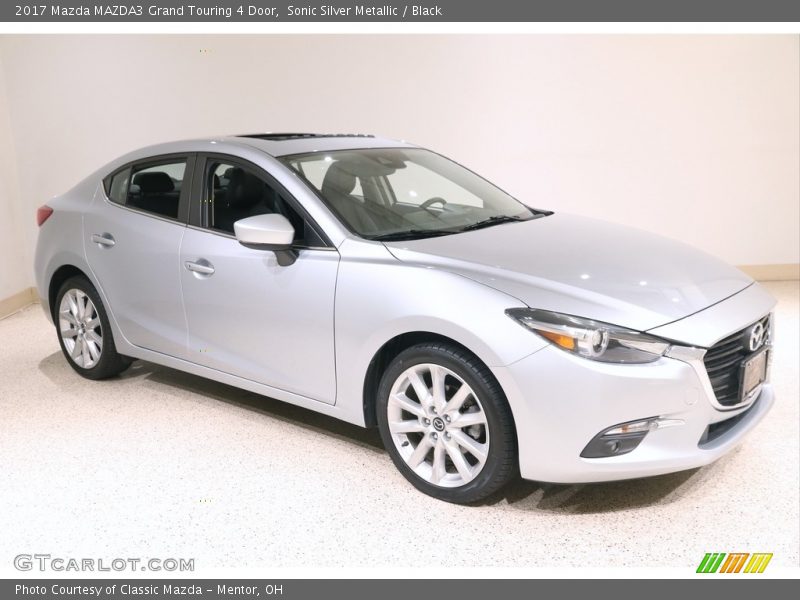 Front 3/4 View of 2017 MAZDA3 Grand Touring 4 Door