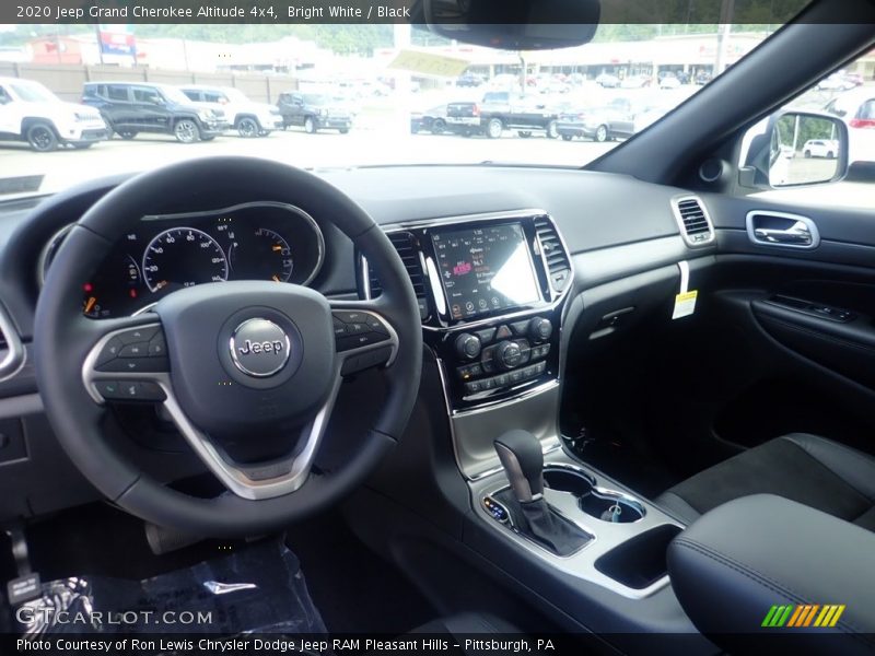 Bright White / Black 2020 Jeep Grand Cherokee Altitude 4x4