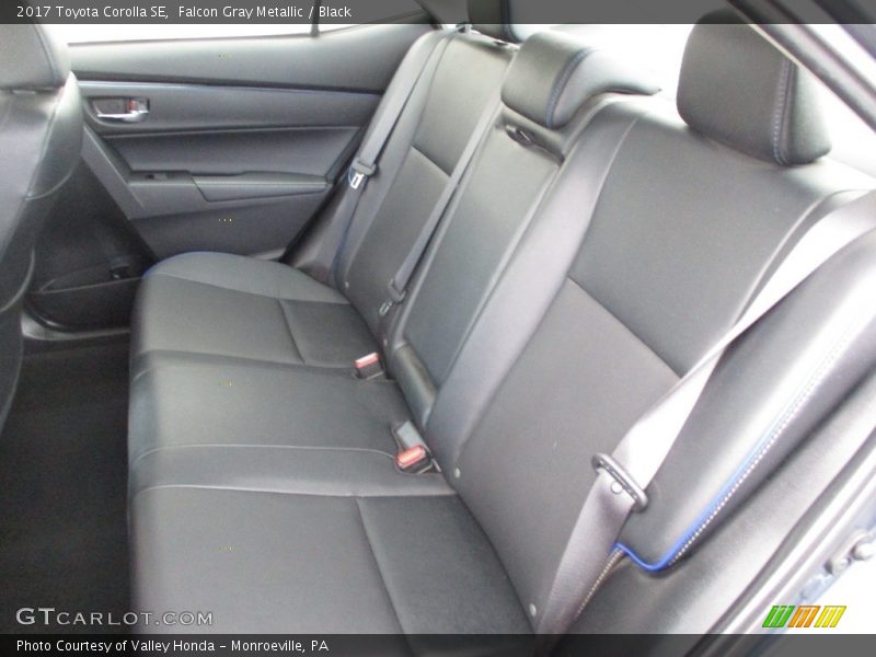 Falcon Gray Metallic / Black 2017 Toyota Corolla SE