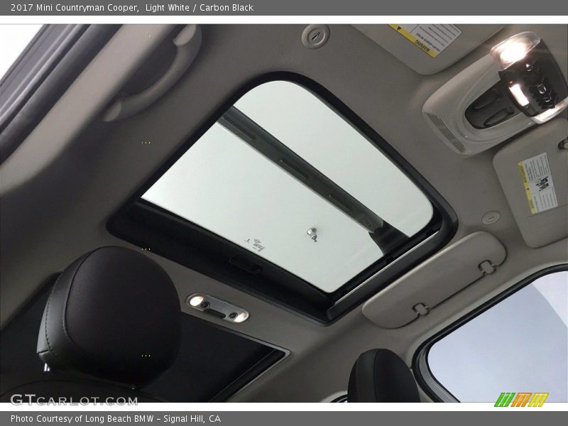Light White / Carbon Black 2017 Mini Countryman Cooper