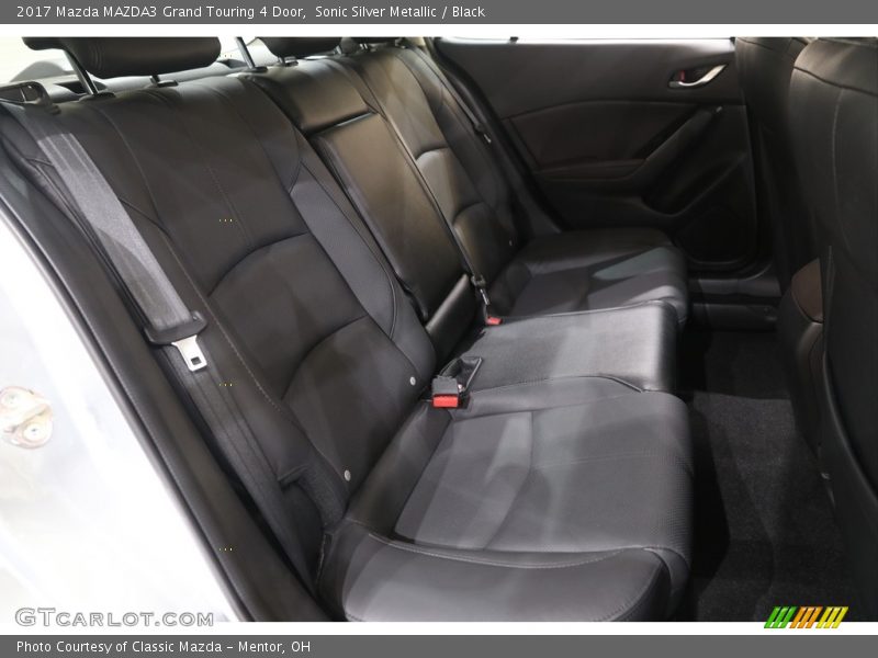 Sonic Silver Metallic / Black 2017 Mazda MAZDA3 Grand Touring 4 Door