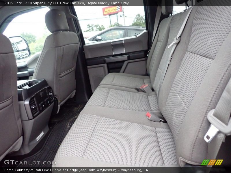 Agate Black / Earth Gray 2019 Ford F250 Super Duty XLT Crew Cab 4x4