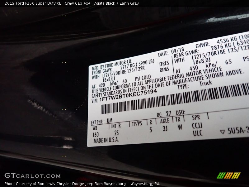 Agate Black / Earth Gray 2019 Ford F250 Super Duty XLT Crew Cab 4x4