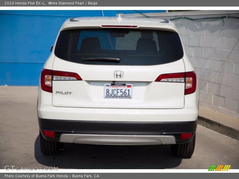 White Diamond Pearl / Beige 2019 Honda Pilot EX-L