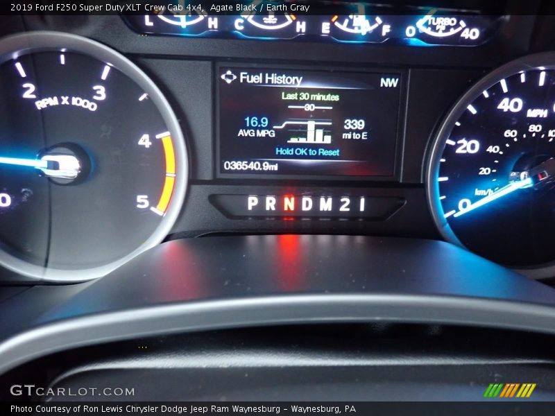 Agate Black / Earth Gray 2019 Ford F250 Super Duty XLT Crew Cab 4x4