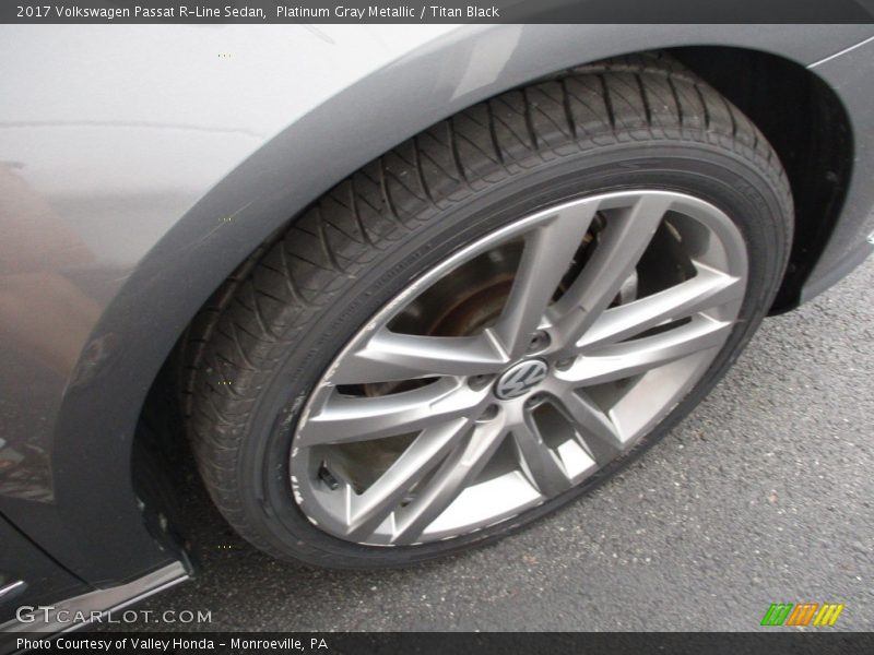 Platinum Gray Metallic / Titan Black 2017 Volkswagen Passat R-Line Sedan