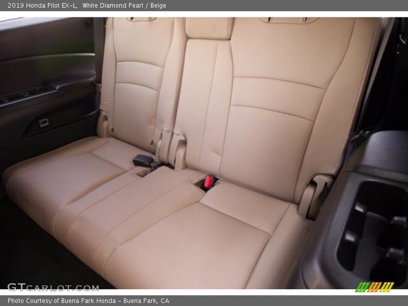 White Diamond Pearl / Beige 2019 Honda Pilot EX-L