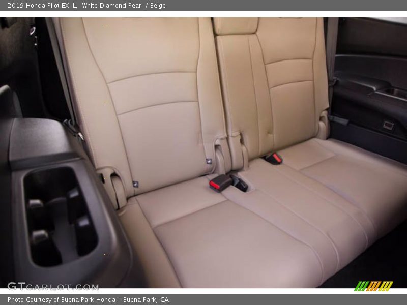 White Diamond Pearl / Beige 2019 Honda Pilot EX-L