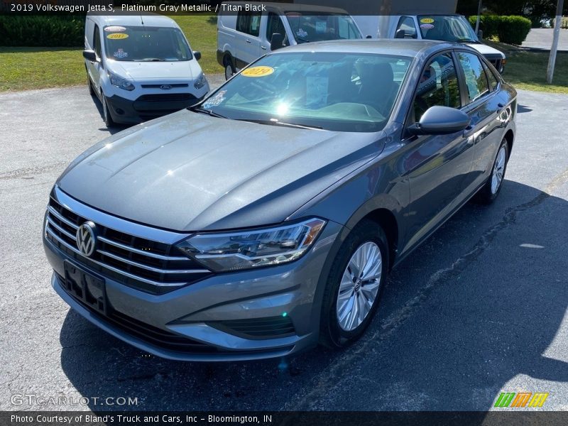 Platinum Gray Metallic / Titan Black 2019 Volkswagen Jetta S