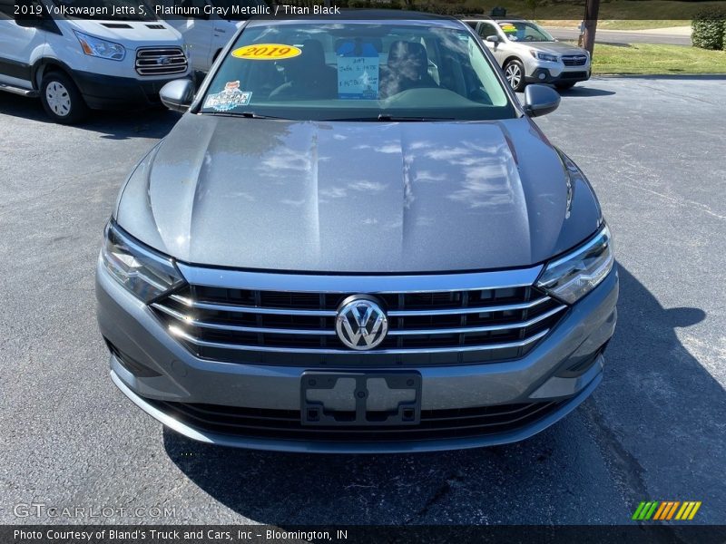 Platinum Gray Metallic / Titan Black 2019 Volkswagen Jetta S