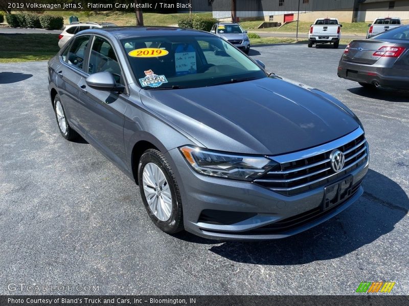 Platinum Gray Metallic / Titan Black 2019 Volkswagen Jetta S
