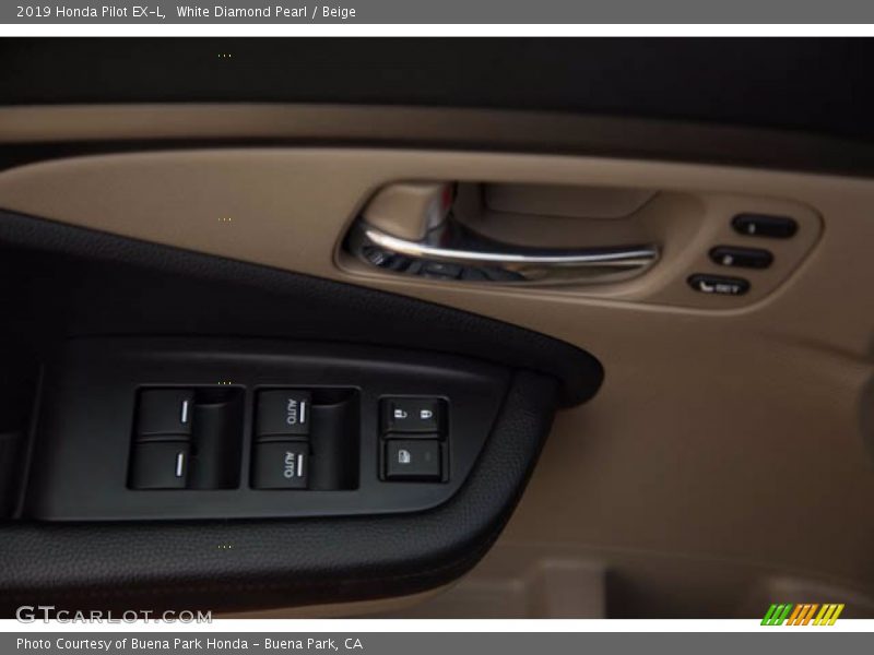 White Diamond Pearl / Beige 2019 Honda Pilot EX-L