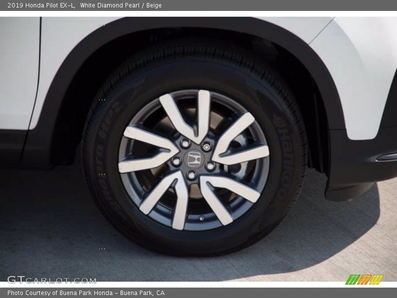 White Diamond Pearl / Beige 2019 Honda Pilot EX-L