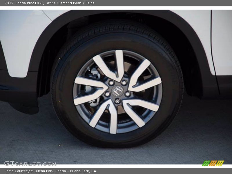 White Diamond Pearl / Beige 2019 Honda Pilot EX-L