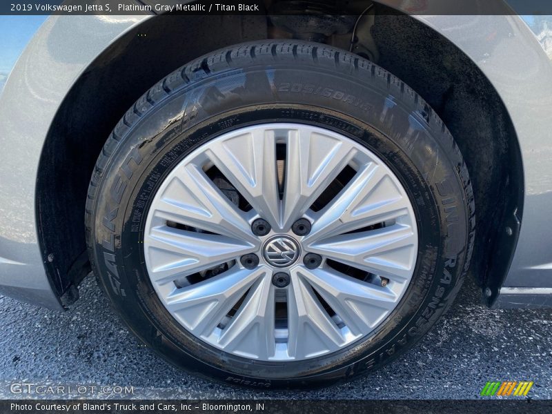 Platinum Gray Metallic / Titan Black 2019 Volkswagen Jetta S