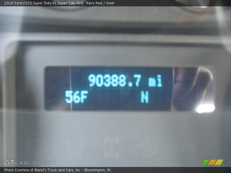 Race Red / Steel 2016 Ford F250 Super Duty XL Super Cab 4x4