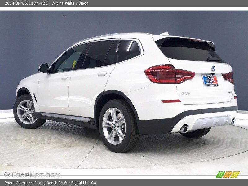 Alpine White / Black 2021 BMW X1 sDrive28i