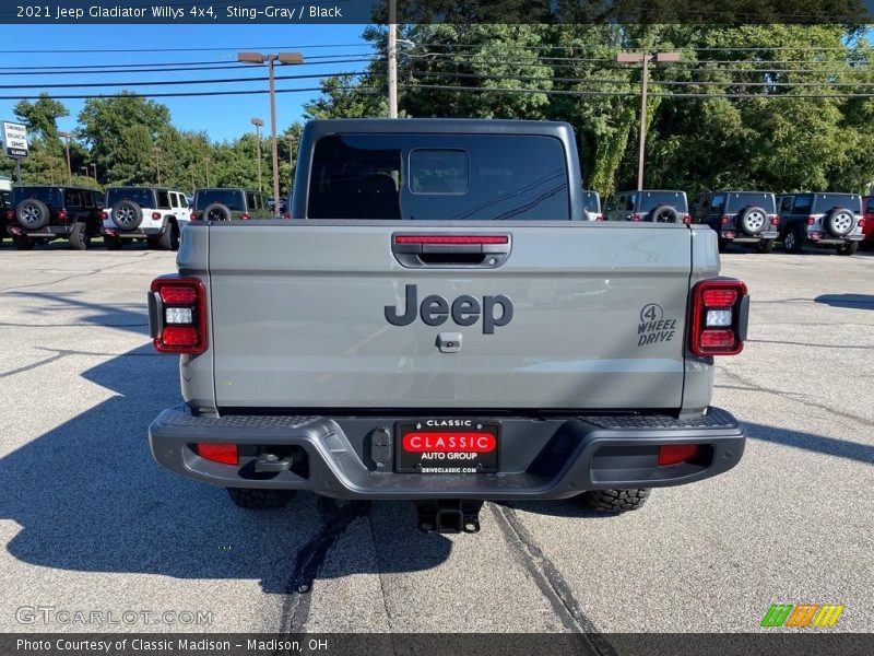 Sting-Gray / Black 2021 Jeep Gladiator Willys 4x4