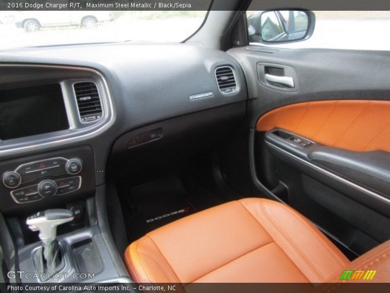 Maximum Steel Metallic / Black/Sepia 2016 Dodge Charger R/T