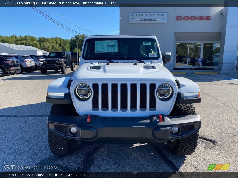 Bright White / Black 2021 Jeep Wrangler Unlimited Rubicon 4x4