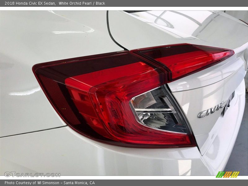 White Orchid Pearl / Black 2018 Honda Civic EX Sedan