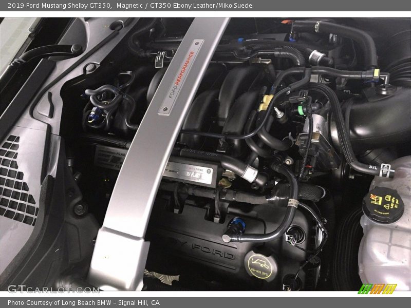  2019 Mustang Shelby GT350 Engine - 5.2 Liter DOHC 32-Valve Ti-VCT Flat Plane Crank V8
