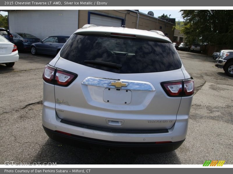 Silver Ice Metallic / Ebony 2015 Chevrolet Traverse LT AWD