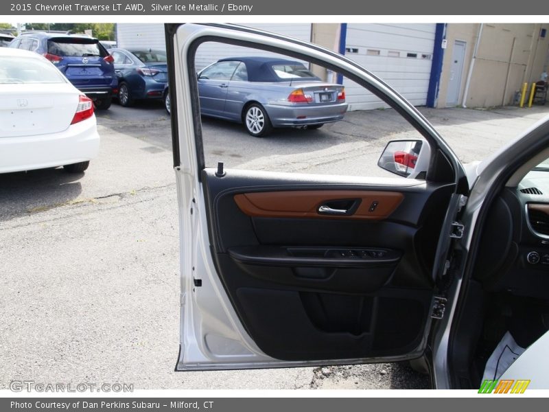 Silver Ice Metallic / Ebony 2015 Chevrolet Traverse LT AWD