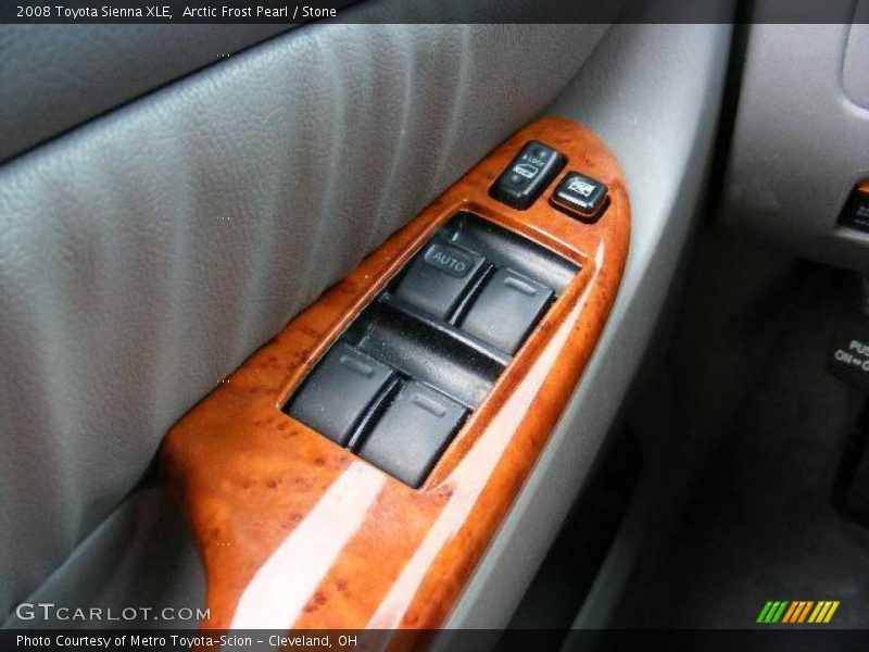 Arctic Frost Pearl / Stone 2008 Toyota Sienna XLE