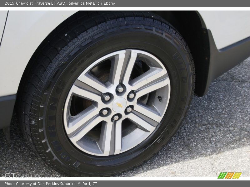 Silver Ice Metallic / Ebony 2015 Chevrolet Traverse LT AWD