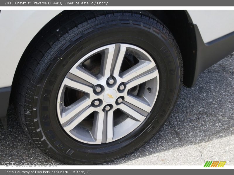 Silver Ice Metallic / Ebony 2015 Chevrolet Traverse LT AWD
