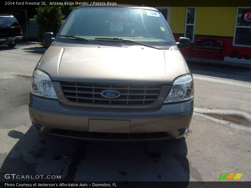 Arizona Beige Metallic / Pebble Beige 2004 Ford Freestar SE