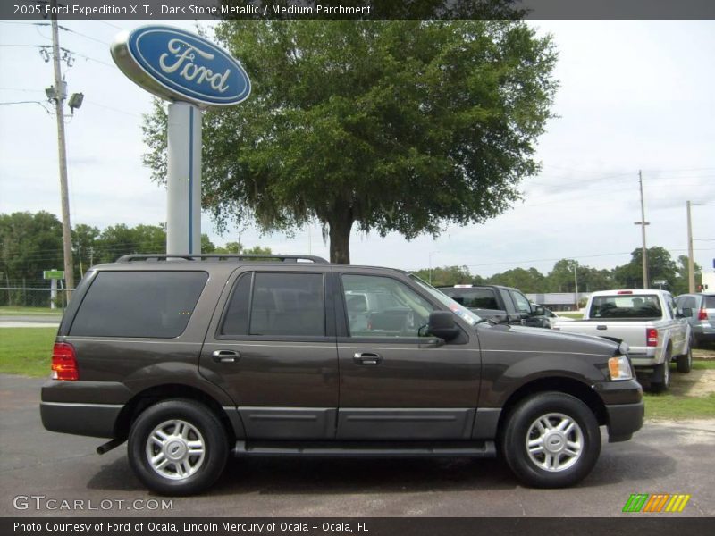 Dark Stone Metallic / Medium Parchment 2005 Ford Expedition XLT