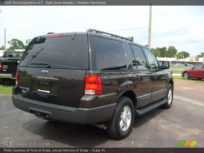 Dark Stone Metallic / Medium Parchment 2005 Ford Expedition XLT