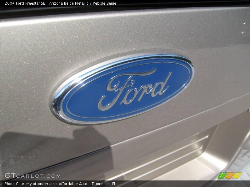 Arizona Beige Metallic / Pebble Beige 2004 Ford Freestar SE
