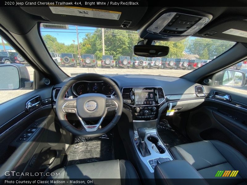 Bright White / Ruby Red/Black 2020 Jeep Grand Cherokee Trailhawk 4x4
