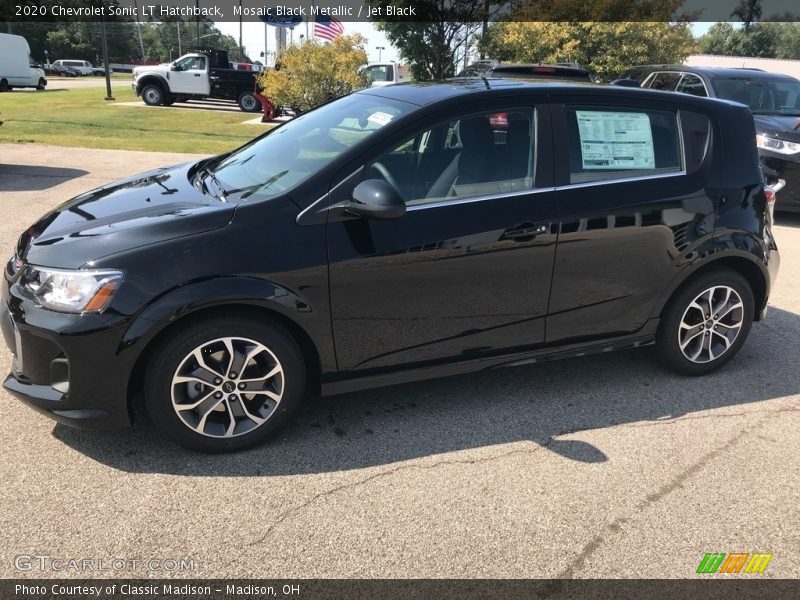 Mosaic Black Metallic / Jet Black 2020 Chevrolet Sonic LT Hatchback
