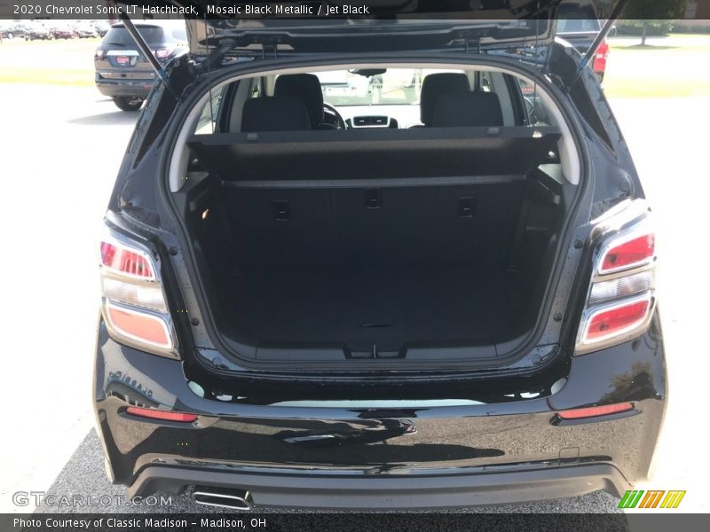 Mosaic Black Metallic / Jet Black 2020 Chevrolet Sonic LT Hatchback