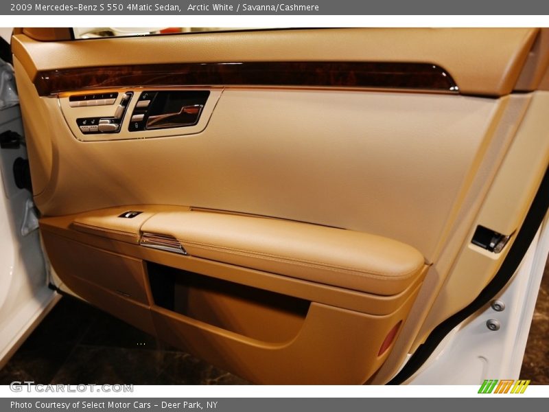 Arctic White / Savanna/Cashmere 2009 Mercedes-Benz S 550 4Matic Sedan