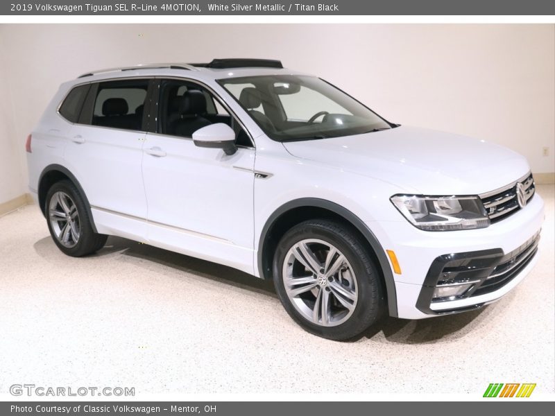 White Silver Metallic / Titan Black 2019 Volkswagen Tiguan SEL R-Line 4MOTION