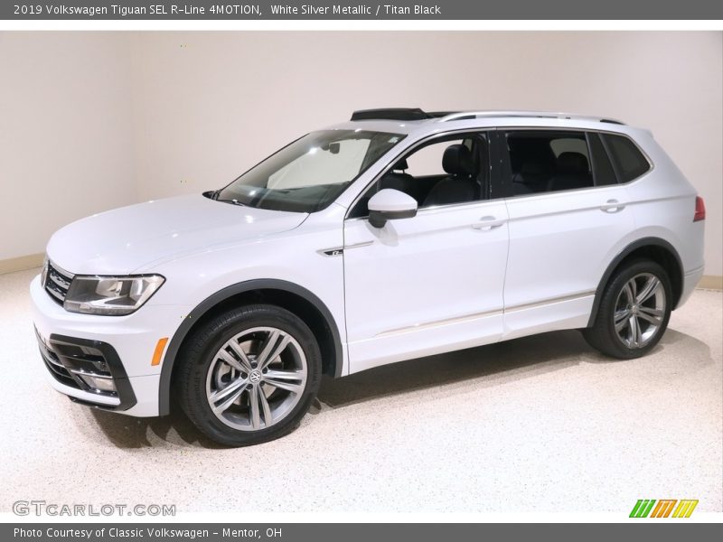 White Silver Metallic / Titan Black 2019 Volkswagen Tiguan SEL R-Line 4MOTION