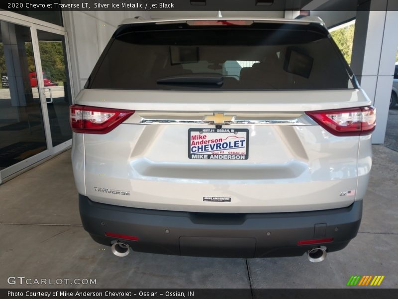 Silver Ice Metallic / Jet Black 2020 Chevrolet Traverse LT