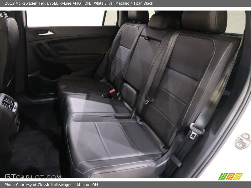 White Silver Metallic / Titan Black 2019 Volkswagen Tiguan SEL R-Line 4MOTION